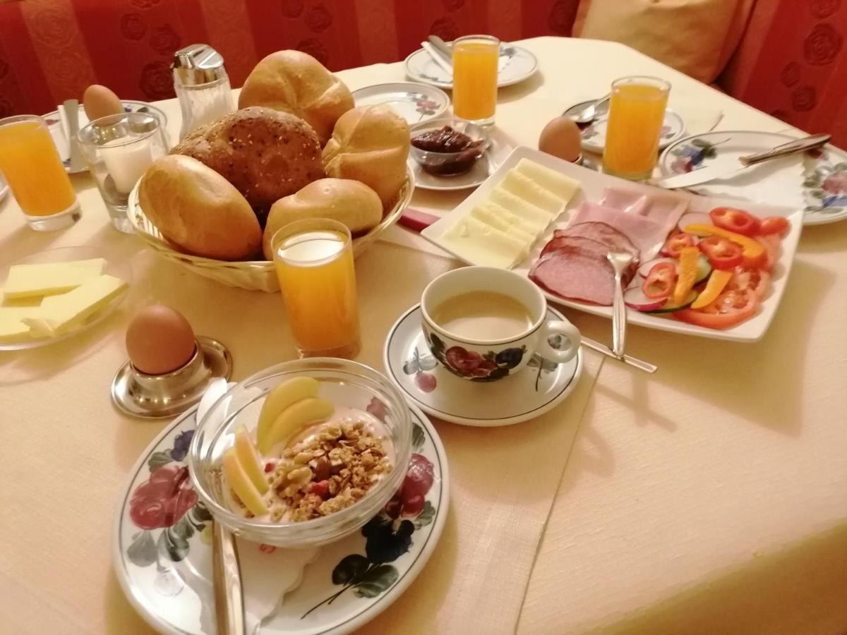 Gaestehaus Holaus مايرهوفن المظهر الخارجي الصورة