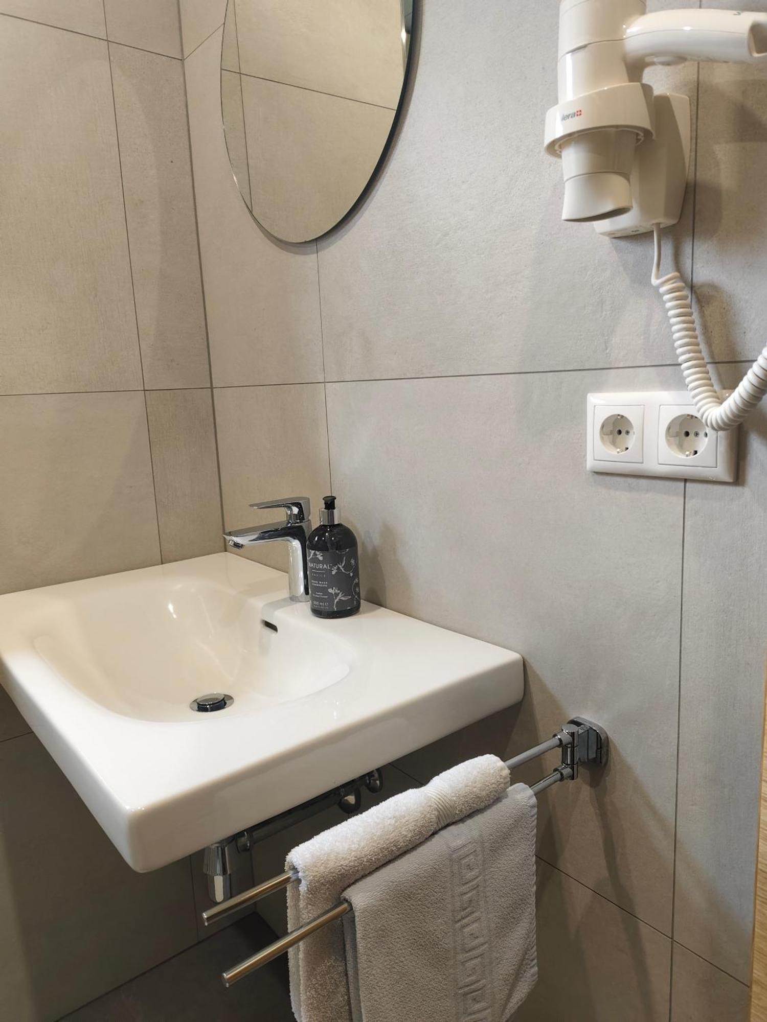 Gaestehaus Holaus مايرهوفن المظهر الخارجي الصورة
